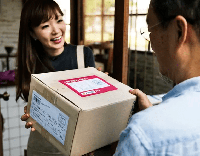 Simplifying complex shipping challenges with innovative and professional  solutions